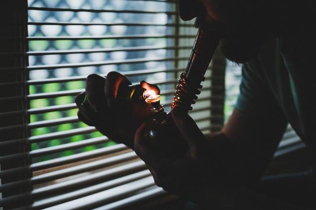 What Are The Benefits Of Purchasing High-Quality Bong?
